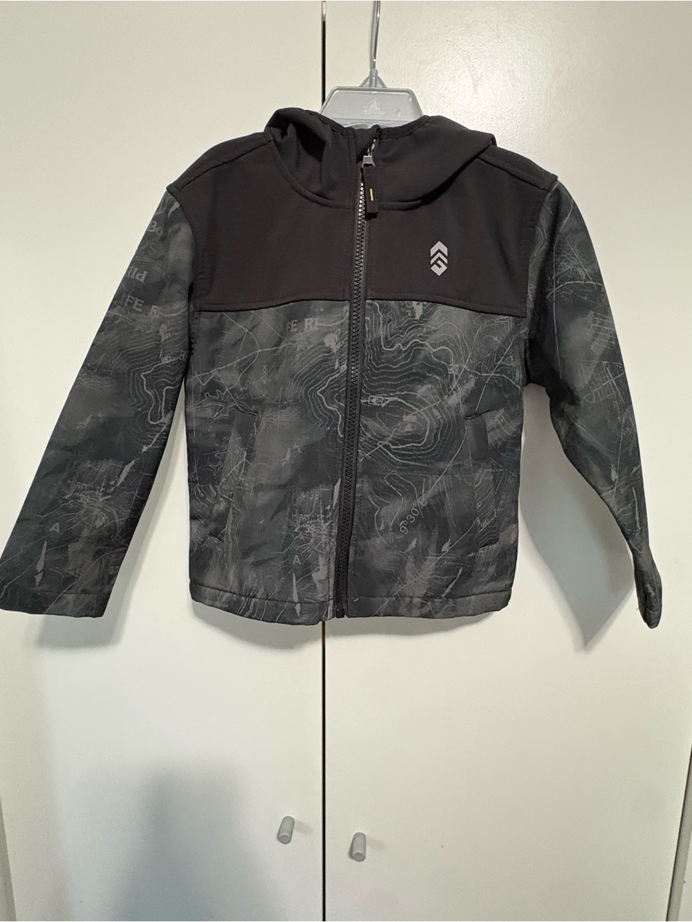Free Country Boys' Black & Gray Hooded Softshell Jacket